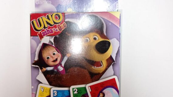 UNO MASHA Y EL OSO PERFECTA PARA REGALO