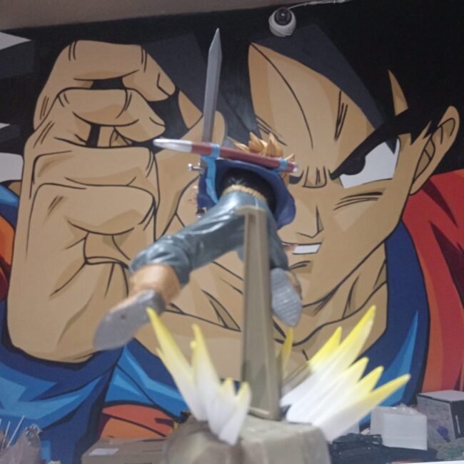 FIGURA TRUNKS DEL FUTURO PERFECTO PARA REGALO - Image 3